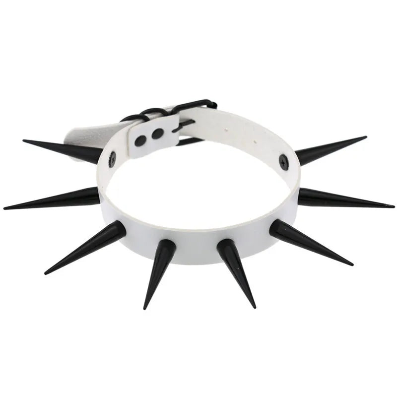 Big Spike Rivets Choker