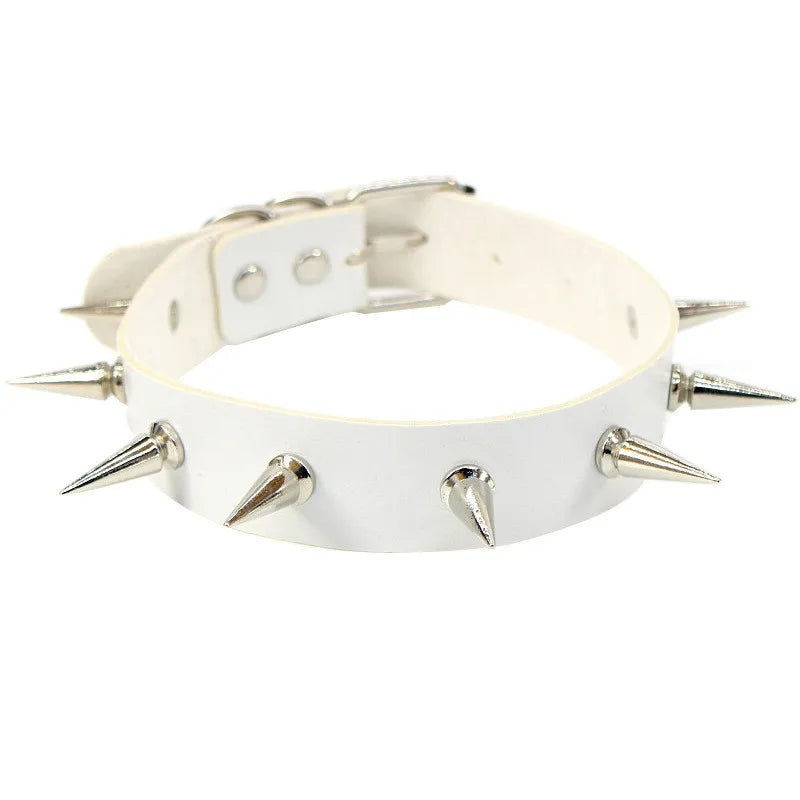 Big Spike Rivets Choker