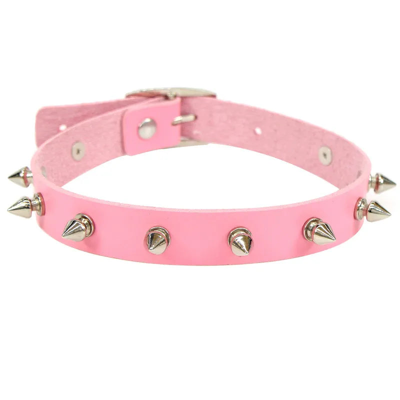Big Spike Rivets Choker