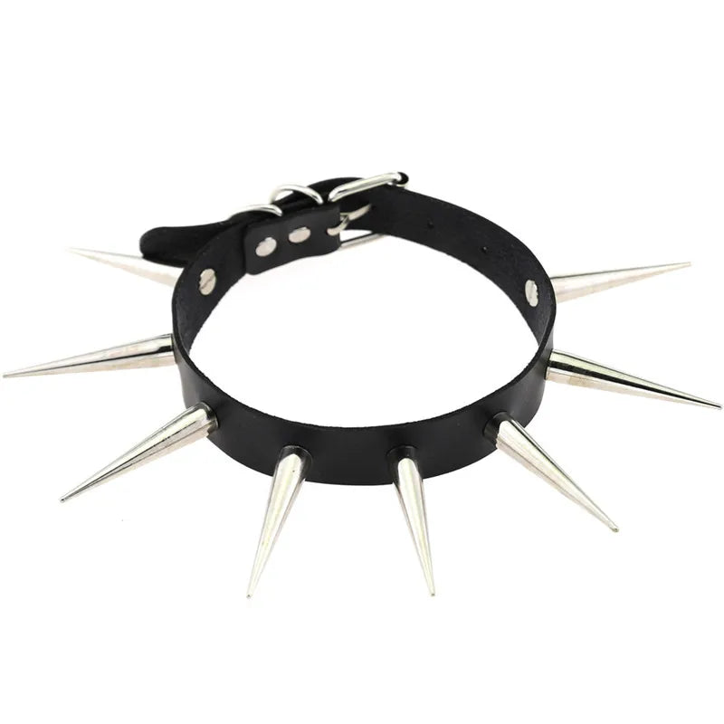 Big Spike Rivets Choker