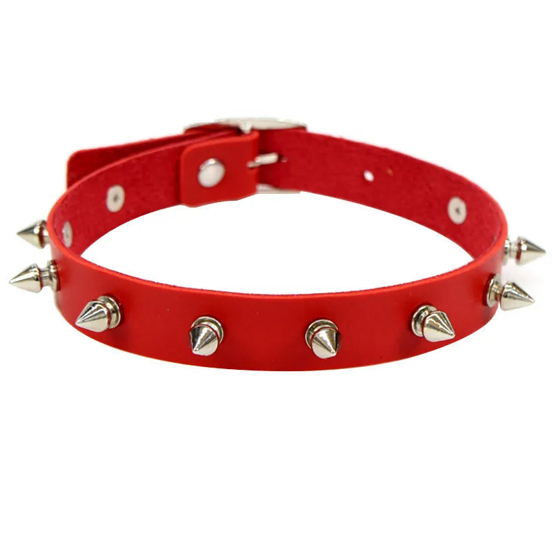 Big Spike Rivets Choker