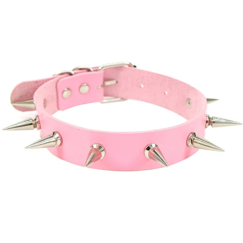 Big Spike Rivets Choker