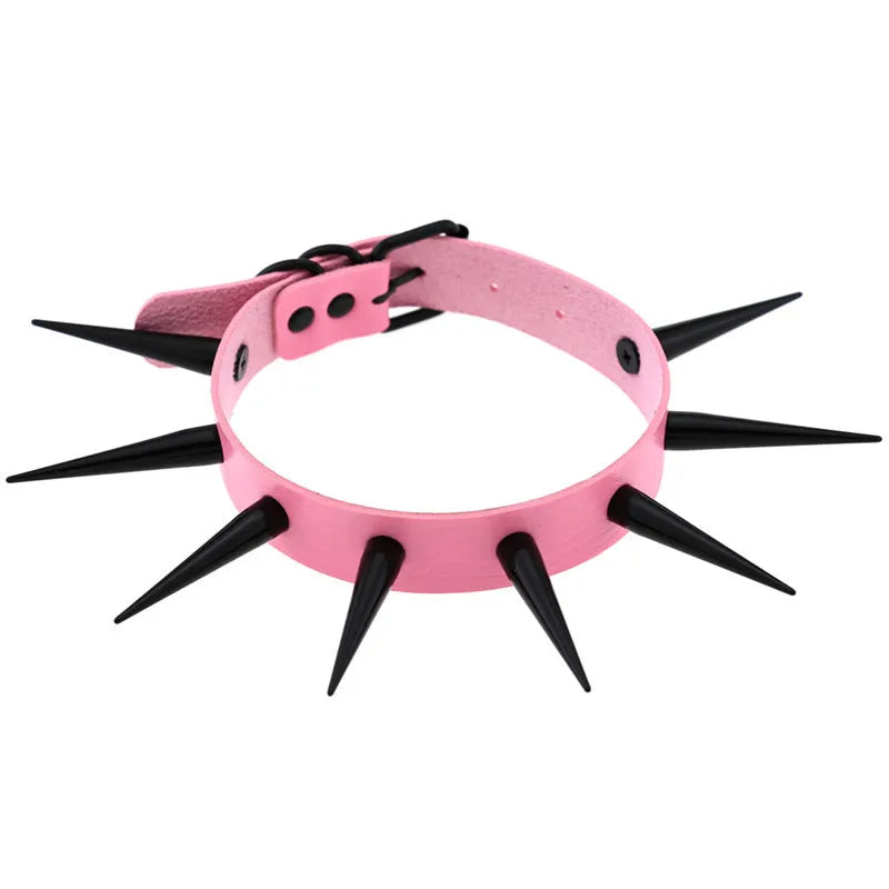 Big Spike Rivets Choker