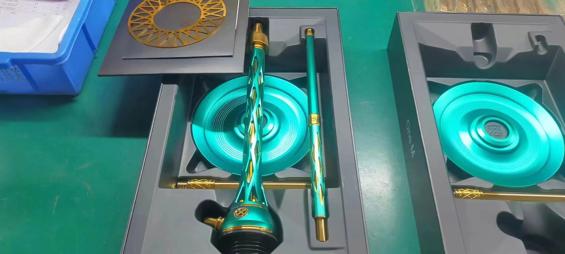 Factory Customizing Luxury Premium Hookah Stainless Steel High Quality Blade Hookah One M Green Gold Russian Hookah