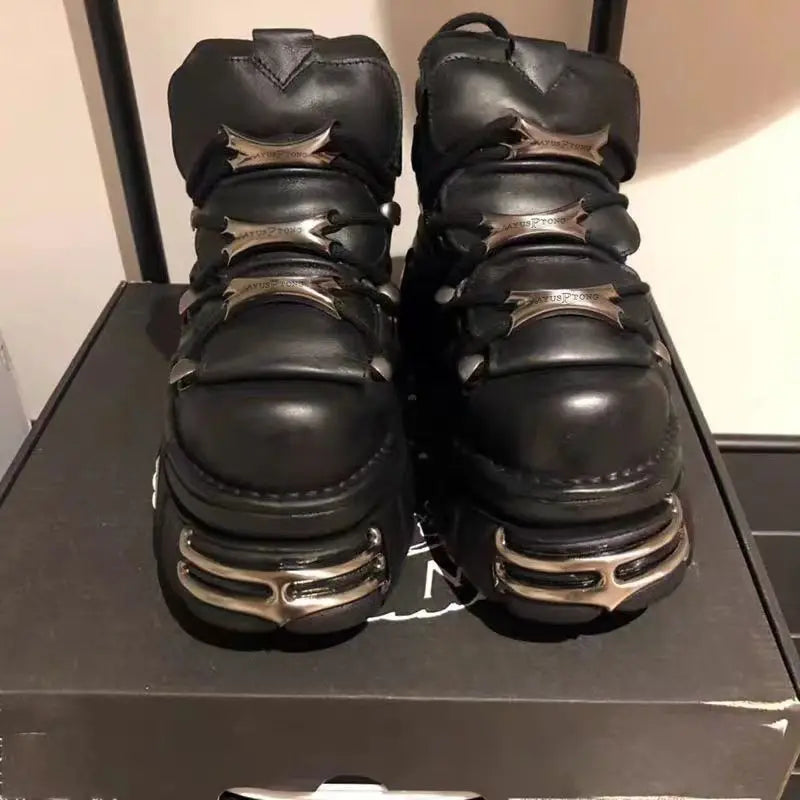 Gothic Metal Buckle Chunky Platform Shoes