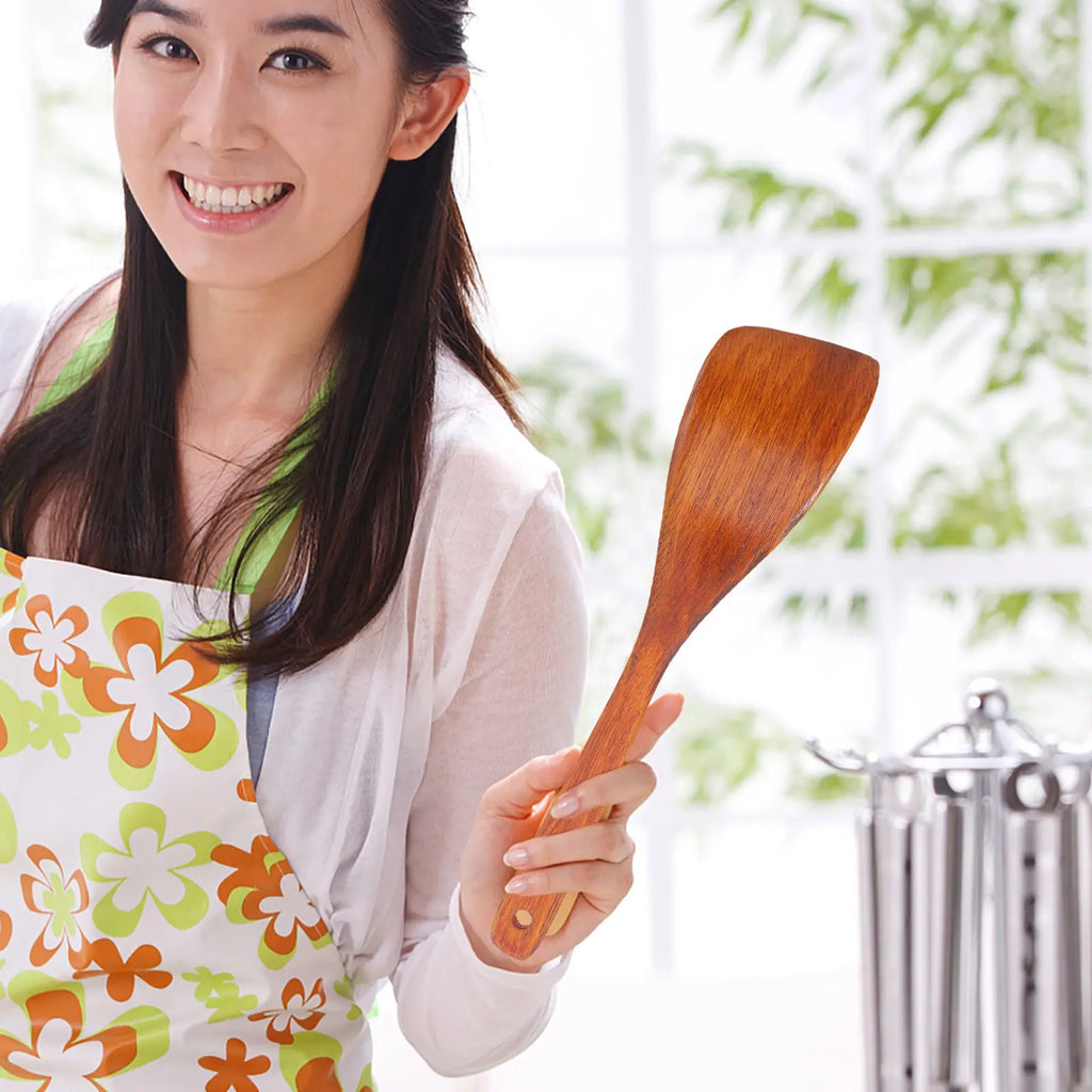 Wooden Spatula Nonstick Kitchen Utensils 12-Inch Ergonomic Right-Handed Turner for Stir-Frying Pancakes Eggs Cooking Tool