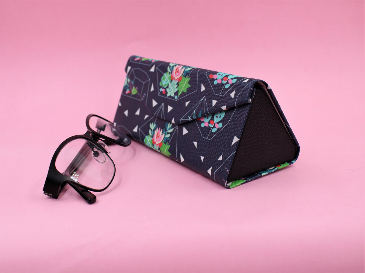 REAL SIC Cactus PU Leather Glasses Case – Succulent Terrarium