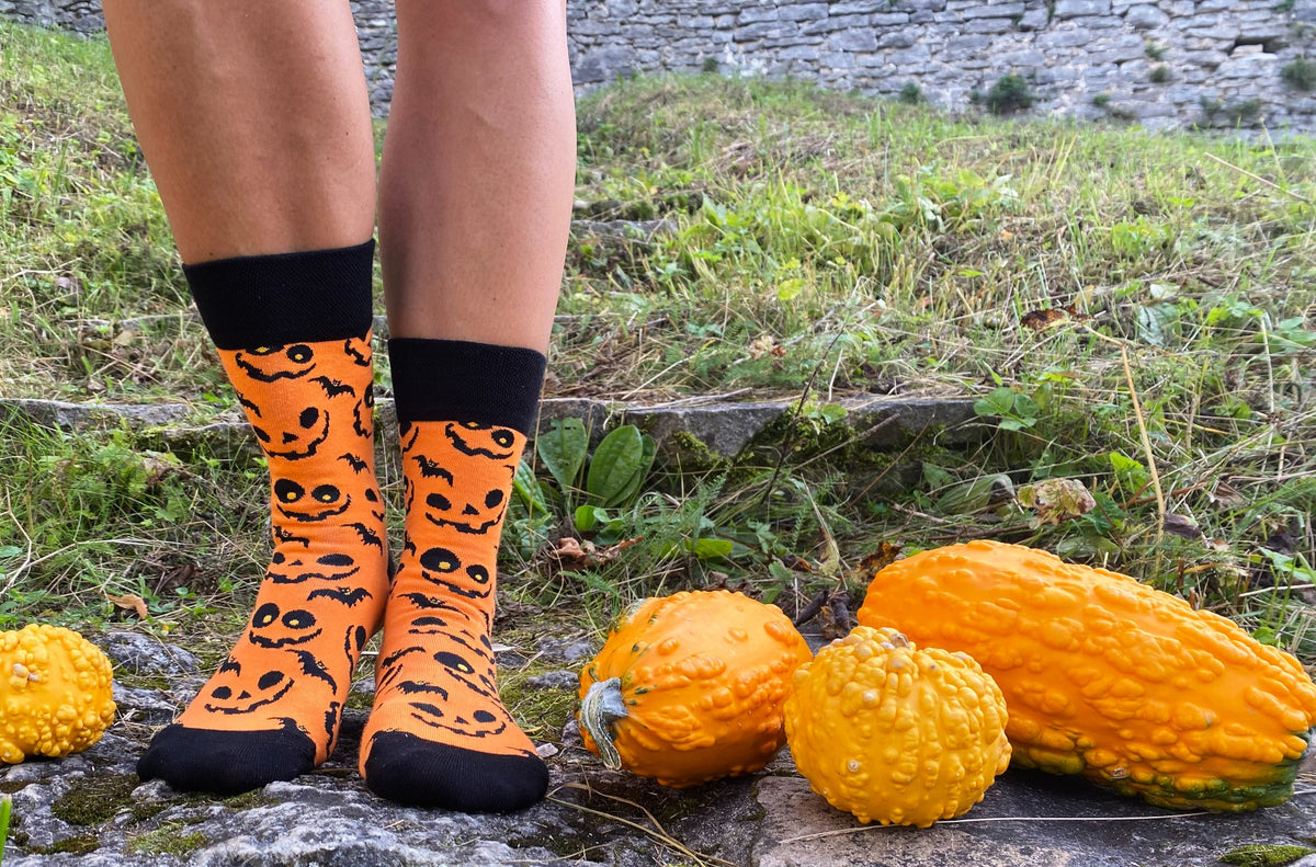 Pumpkin Face Halloween Socks