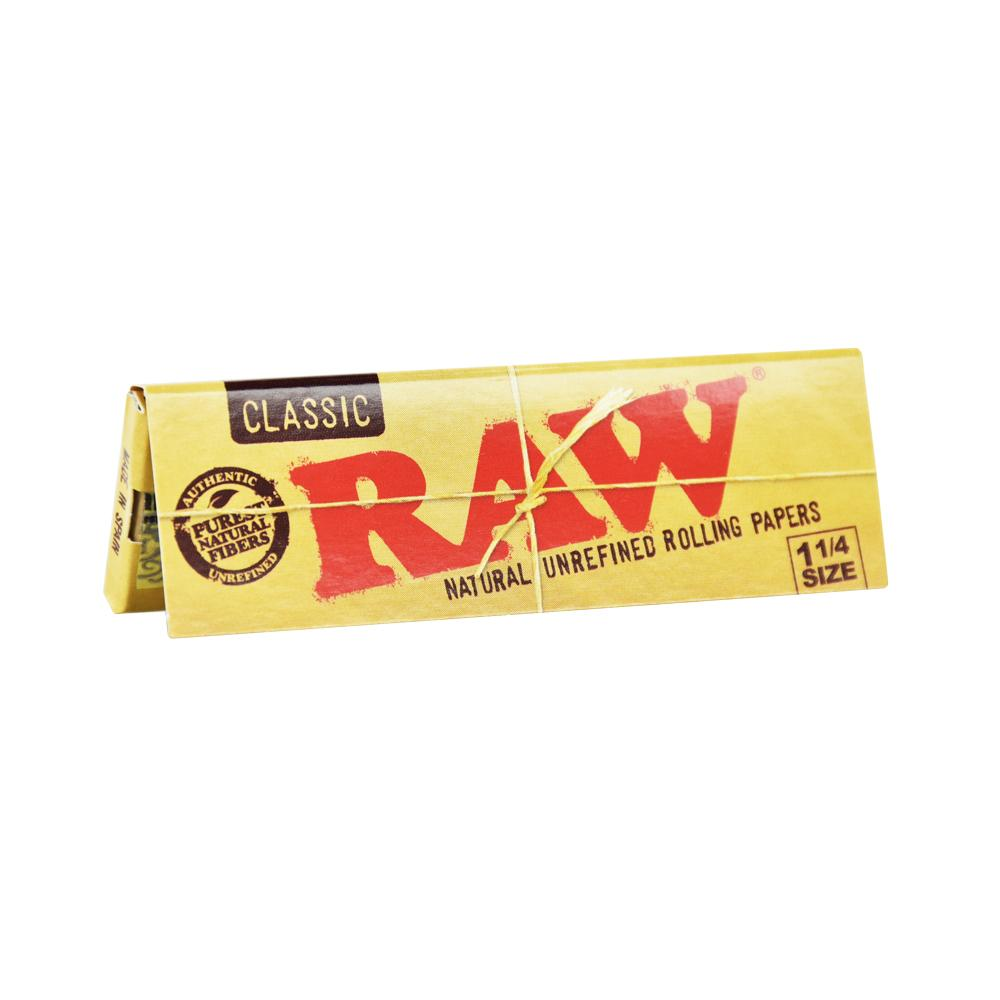 RAW Classic 1¼ inch booklet detail; 24 booklets per display